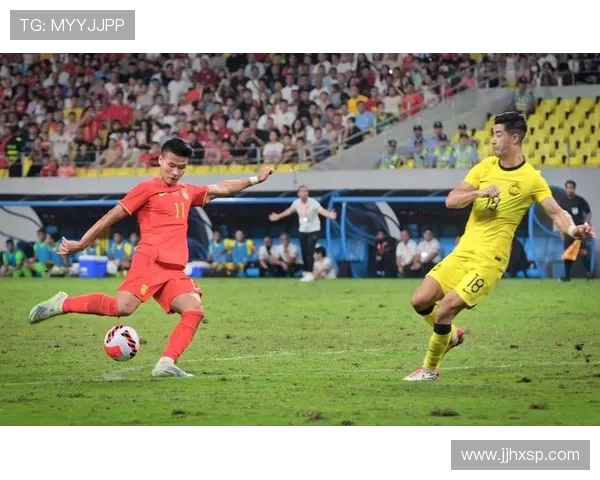 国足热身赛惊险逆转世界劲旅全队展现顽强拼搏精神燃爆球迷热情
