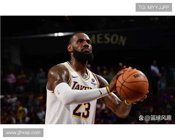 湖人逆转勇士詹姆斯砍下三双率队取胜引爆新赛季焦点之战