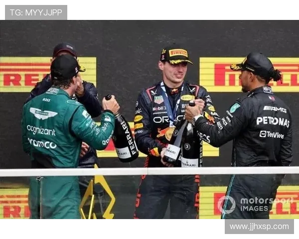 维斯塔潘再度夺冠引发车坛热议各车队积极备战新赛季争锋