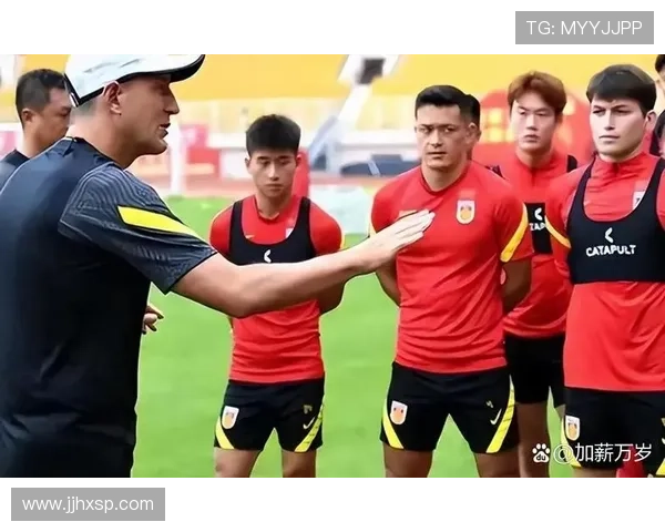 国足备战世界杯预选赛关键战主帅调整阵容力争突破年轻球员迎来机会 国足备战世界杯预选赛关键战主帅调整阵容力争突破年轻球员迎来机会