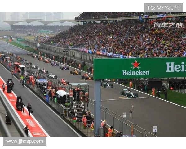 新赛季F1围场震荡强队升级规则变化引发车迷热议多支车队布局未来冠军之争 新赛季F1围场震荡强队升级规则变化引发车迷热议多支车队布局未来冠军之争